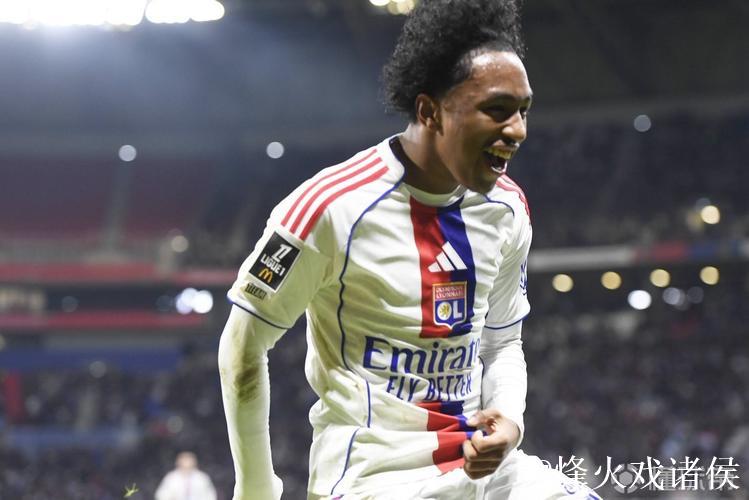 拜仁仍未放弃对马利克-福法纳和赛义德-马的追逐 拜仁仍未放弃对马利克-福法纳和赛义德-马的追逐